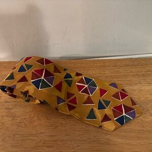Je Suis Made In USA Tie Modern Geometric Gold Silk Necktie NWT